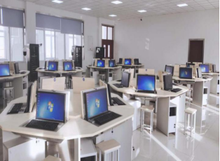 計算機網(wǎng)絡(luò)技術(shù)開發(fā)及服務(wù) 連接數(shù)字時代的橋梁